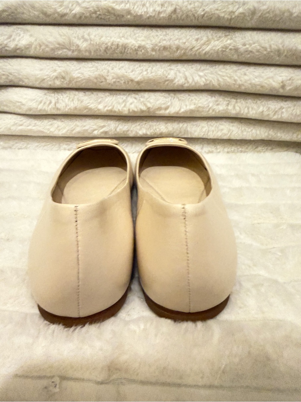 Tory Burch Cream Leather Logo Square-Toe Flats - Picture 4 of 7